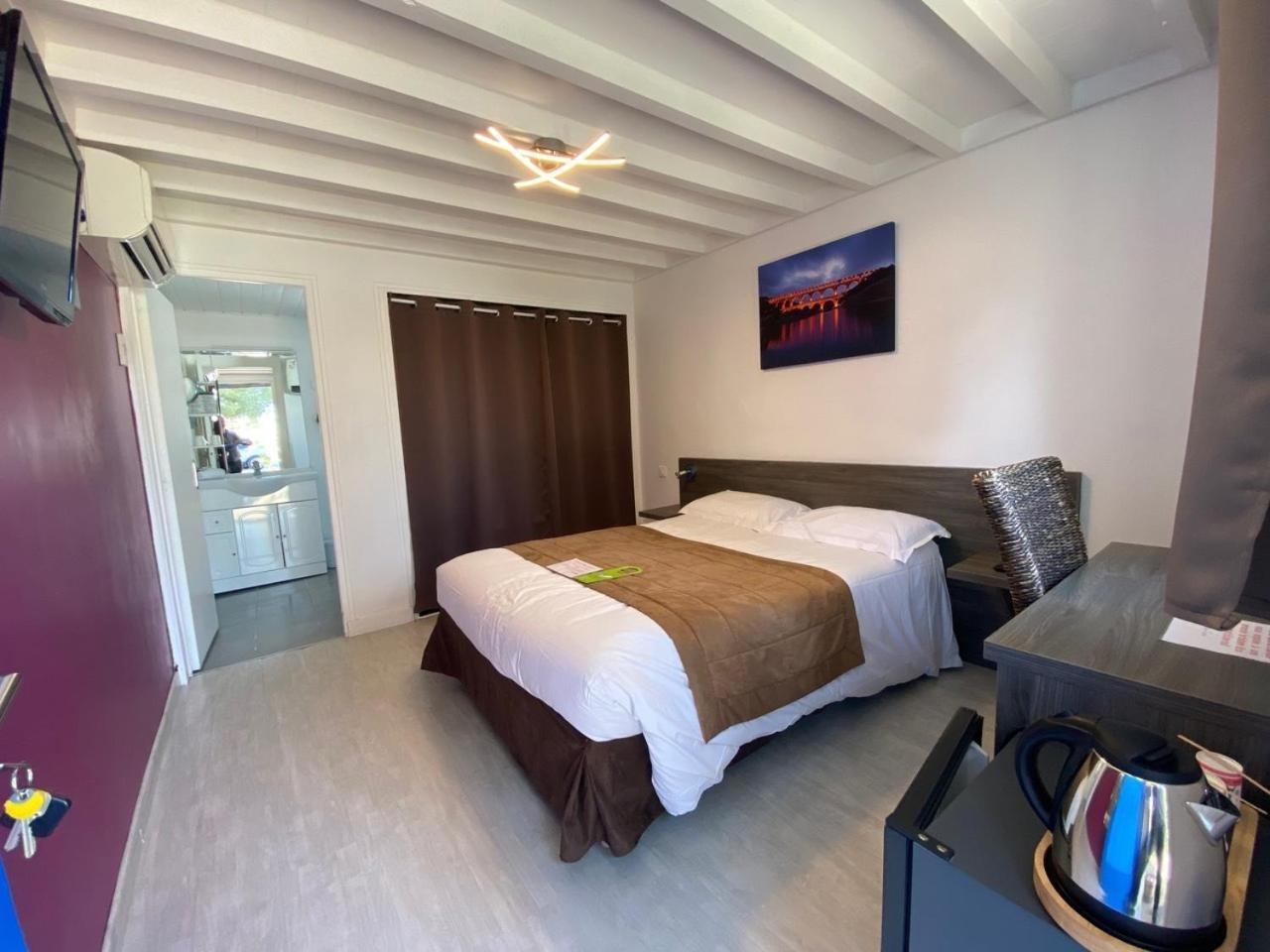 Hotel Des 4 Vents "Esprit Camargue" Aigues-Mortes Habitación foto