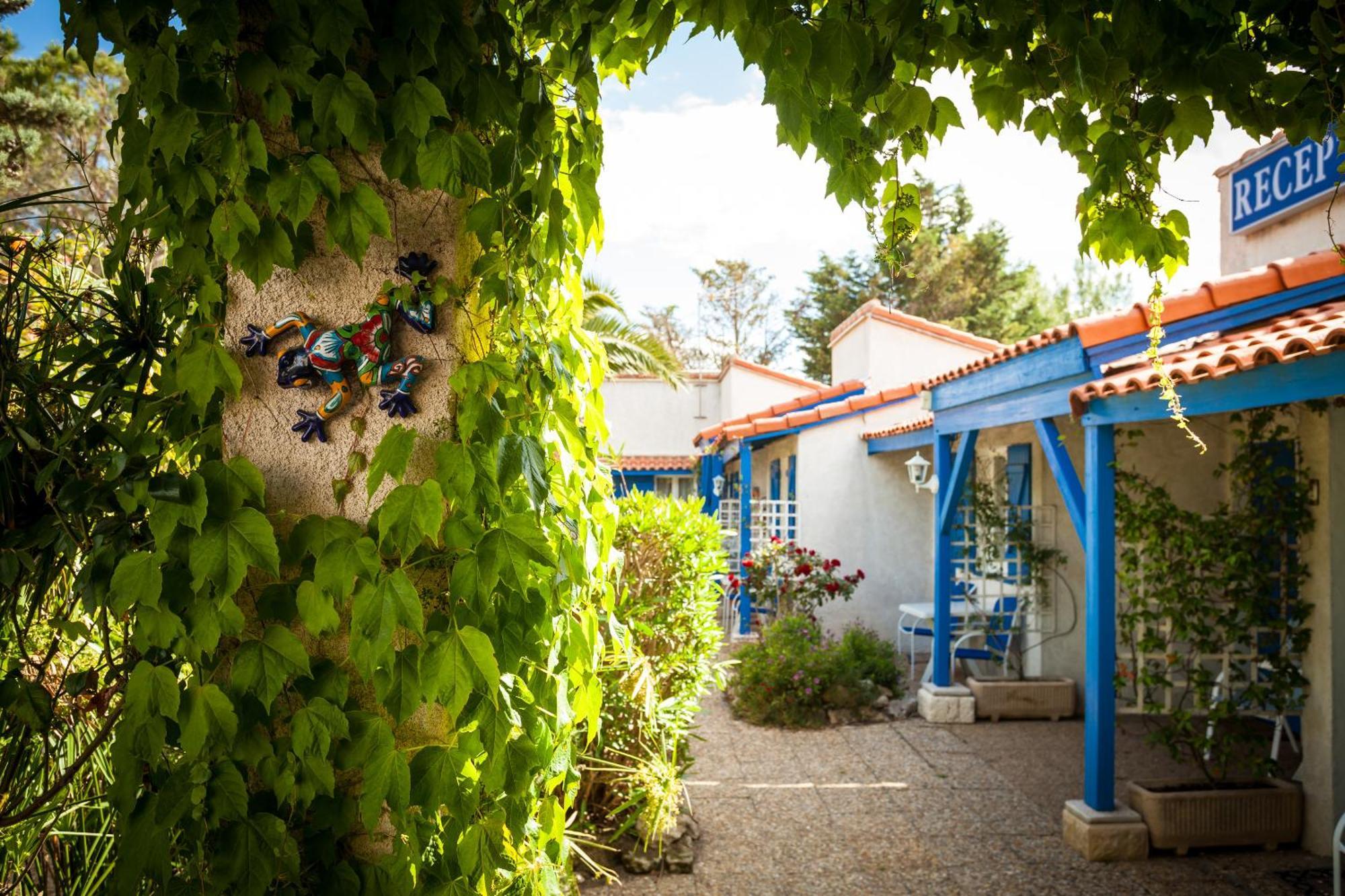 Hotel Des 4 Vents "Esprit Camargue" Aigues-Mortes Exterior foto