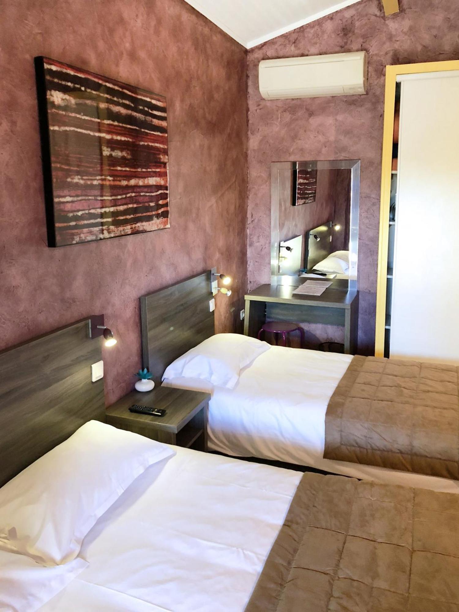 Hotel Des 4 Vents "Esprit Camargue" Aigues-Mortes Exterior foto